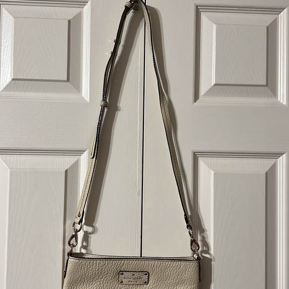 Kate Spade New York Handbag - Picture 3 of 12